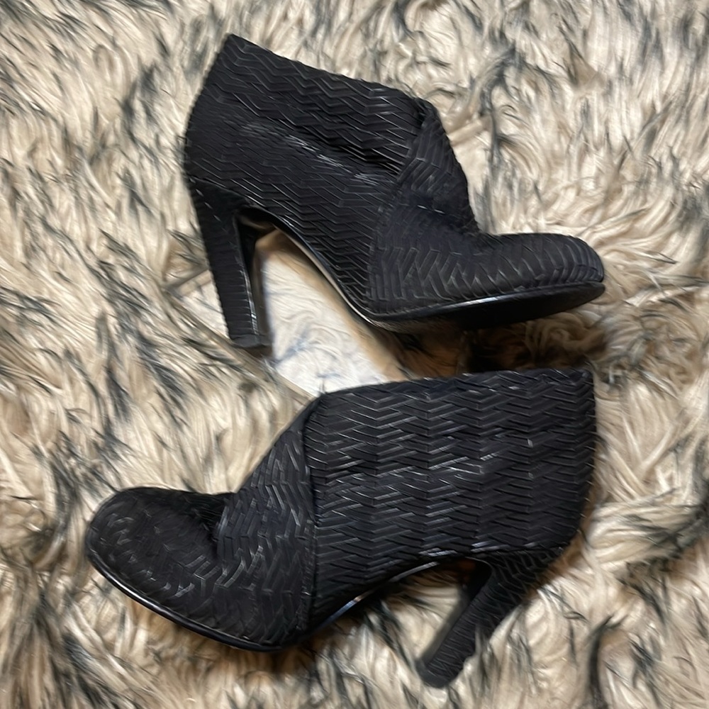 United nude 37 neoprene heeled booties